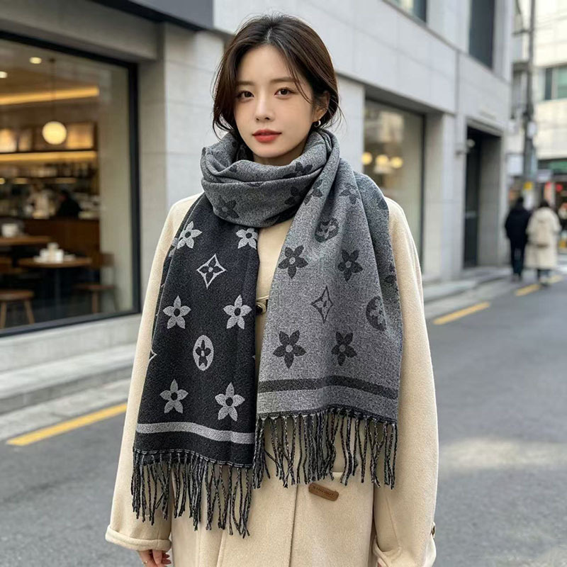 Infinity Scarf Knit - Syal Infinity Wanita dengan Motif Nasional